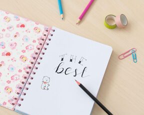 BT21 Cherry Blossom - notes A5, 80 kartek, w kropki