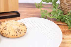 Deska kuchenna do krojenia z ociekaczem plastikowa