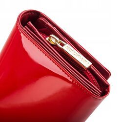 Skórzany portfel damski lakierowany RFID Betlewski