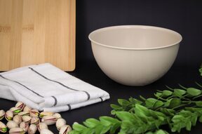 Mała MISKA PLASTIKOWA kuchenna na sałatkę owoce przekąski uniwersalna 0,75l