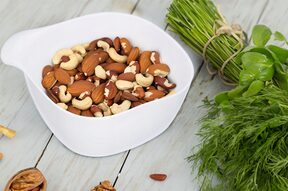 Biała Miska plastikowa bio 0,75l kuchenna na przekąski owoce uniwersalna