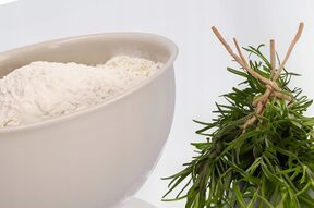 Mała MISKA PLASTIKOWA kuchenna na sałatkę owoce przekąski uniwersalna 0,75l