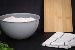 Miska miski kuchenne plastikowe 19 cm szara duża na sałatkę owoce 1,5l