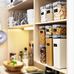 ZESTAW POJEMNIKÓW NA ŻYWNOŚĆ x8 szczelne organizery do szafek z naklejkami